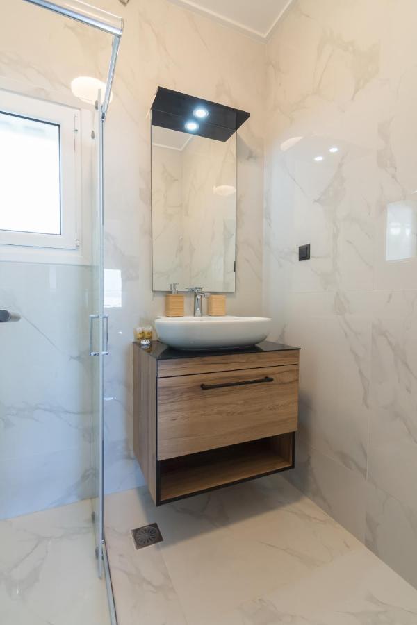 Acropolis View Apartment For 4 People Atenas Exterior foto